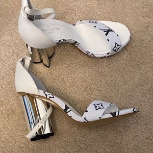 Women’s Shoes